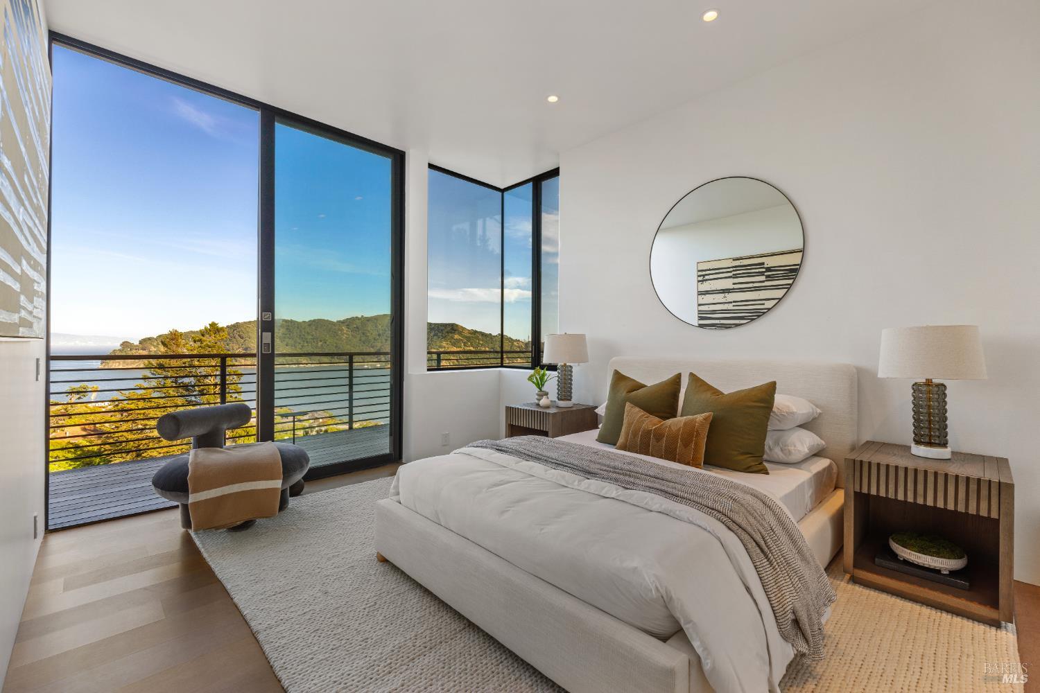 2215 Vistazo Street East, Tiburon #90