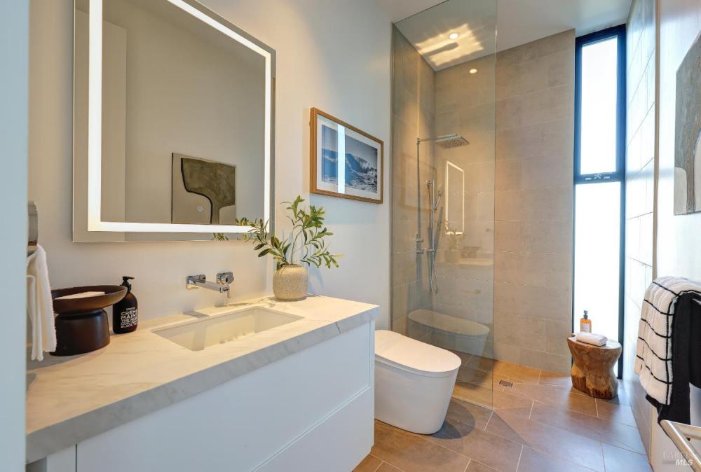 2215 Vistazo Street East, Tiburon #90 2215 Vistazo Street East, Tiburon #90
