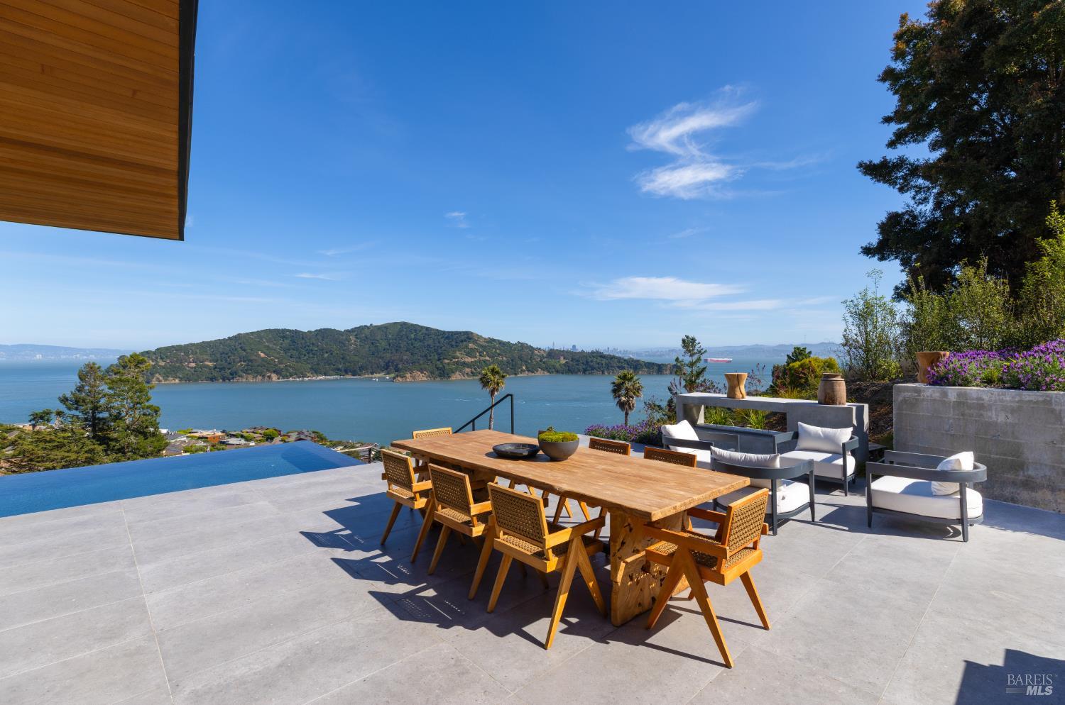 2215 Vistazo Street East, Tiburon #90