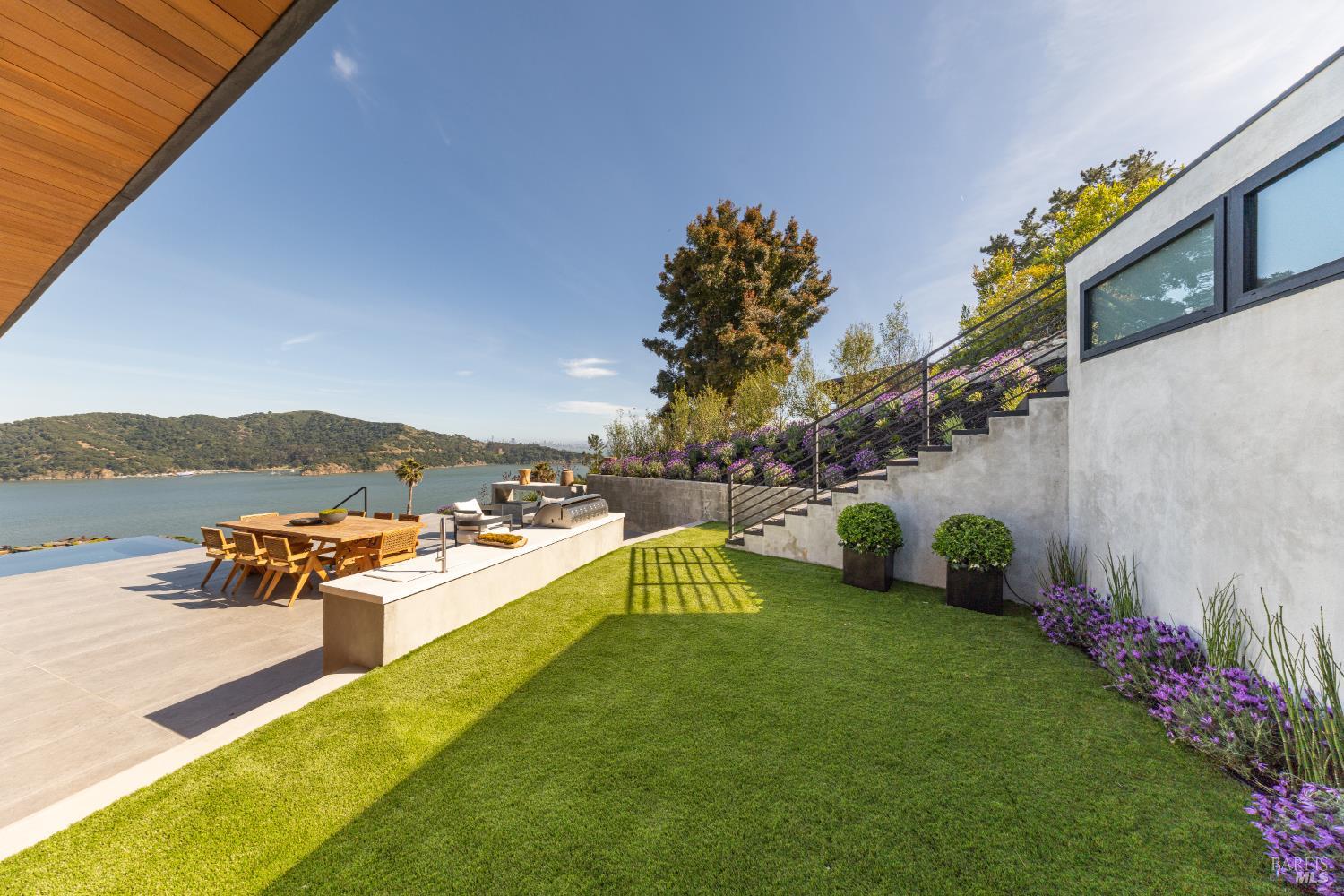 2215 Vistazo Street East, Tiburon #90
