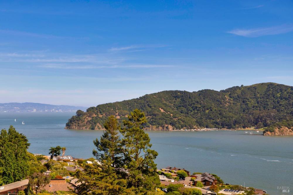 2215 Vistazo Street East, Tiburon #90 2215 Vistazo Street East, Tiburon #90