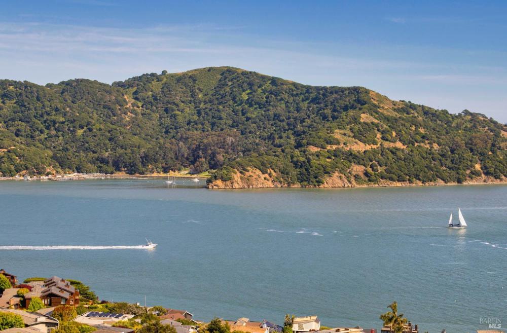 2215 Vistazo Street East, Tiburon #90 2215 Vistazo Street East, Tiburon #90