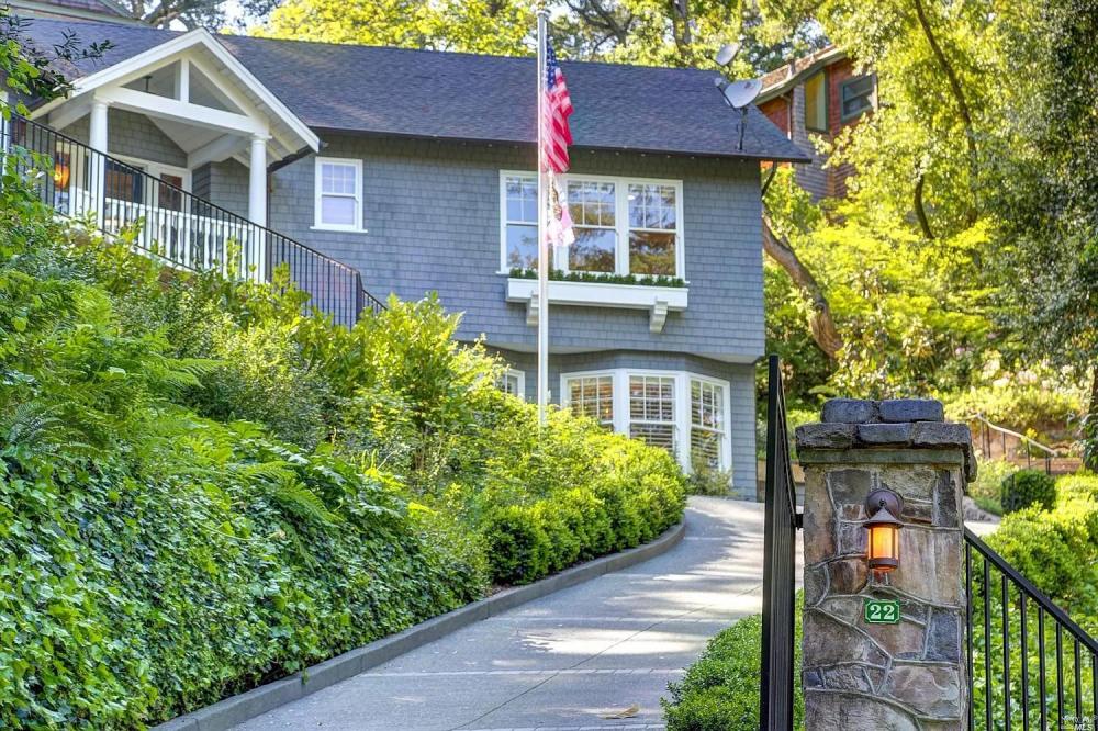 22 Chestnut Avenue, Ross #1