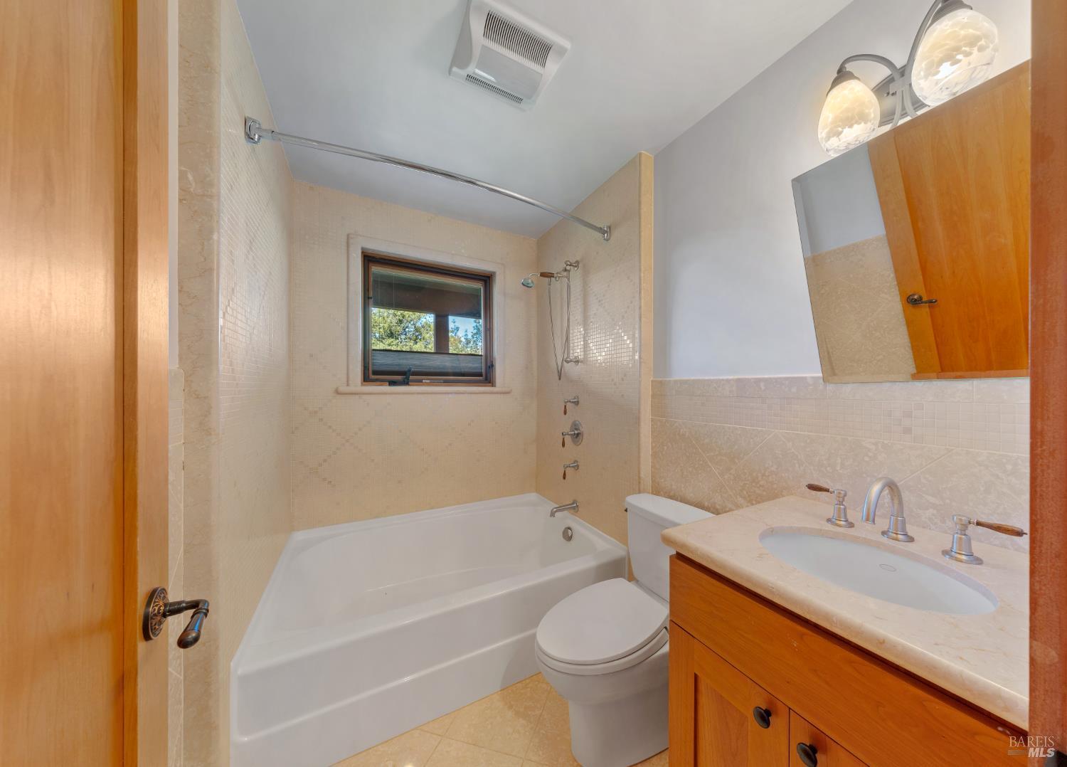 118 Francis Avenue, San Anselmo #59