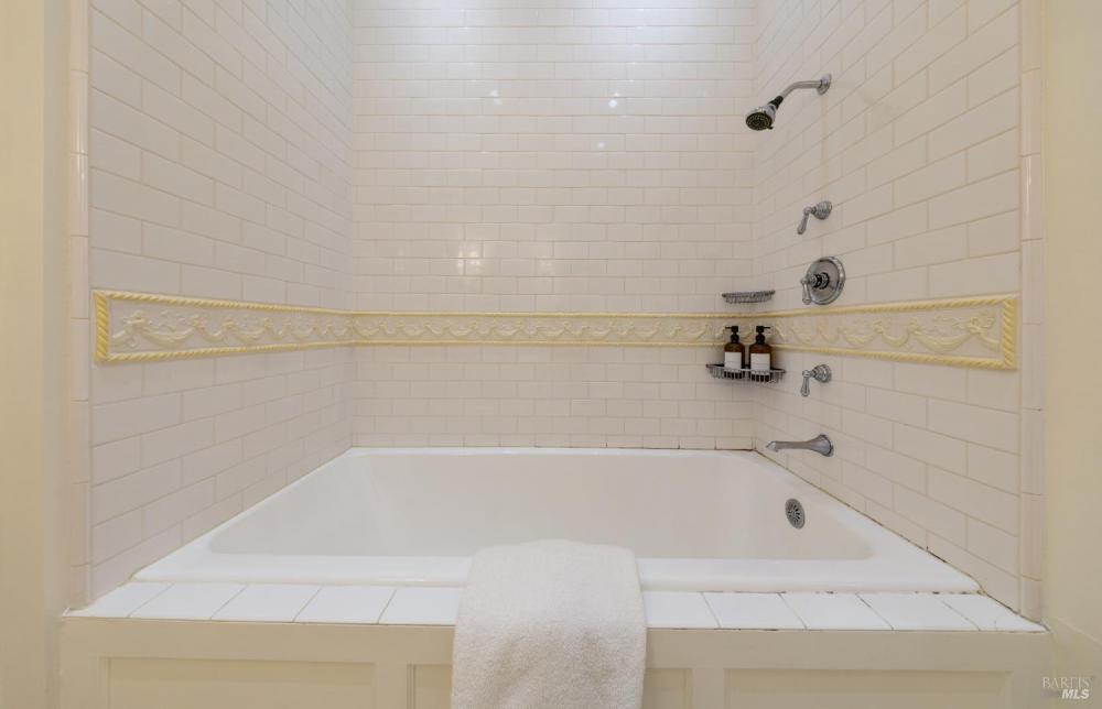 1 Lilac Avenue, Kentfield #74