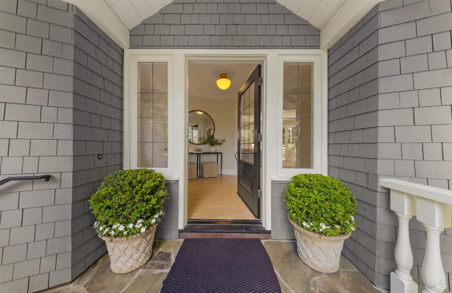 22 Chestnut Avenue, Ross #97