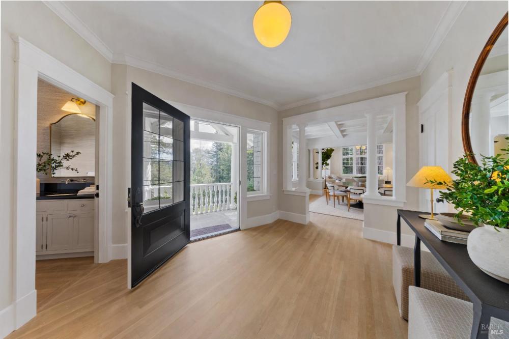 22 Chestnut Avenue, Ross #97