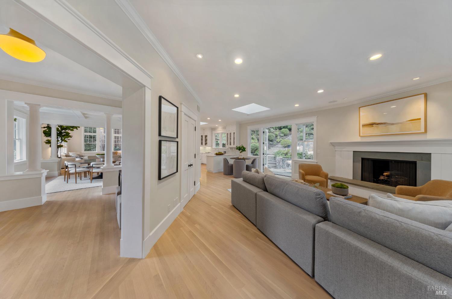 22 Chestnut Avenue, Ross #97