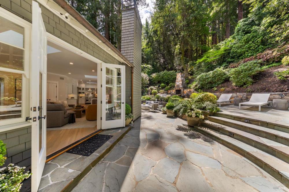 22 Chestnut Avenue, Ross #97