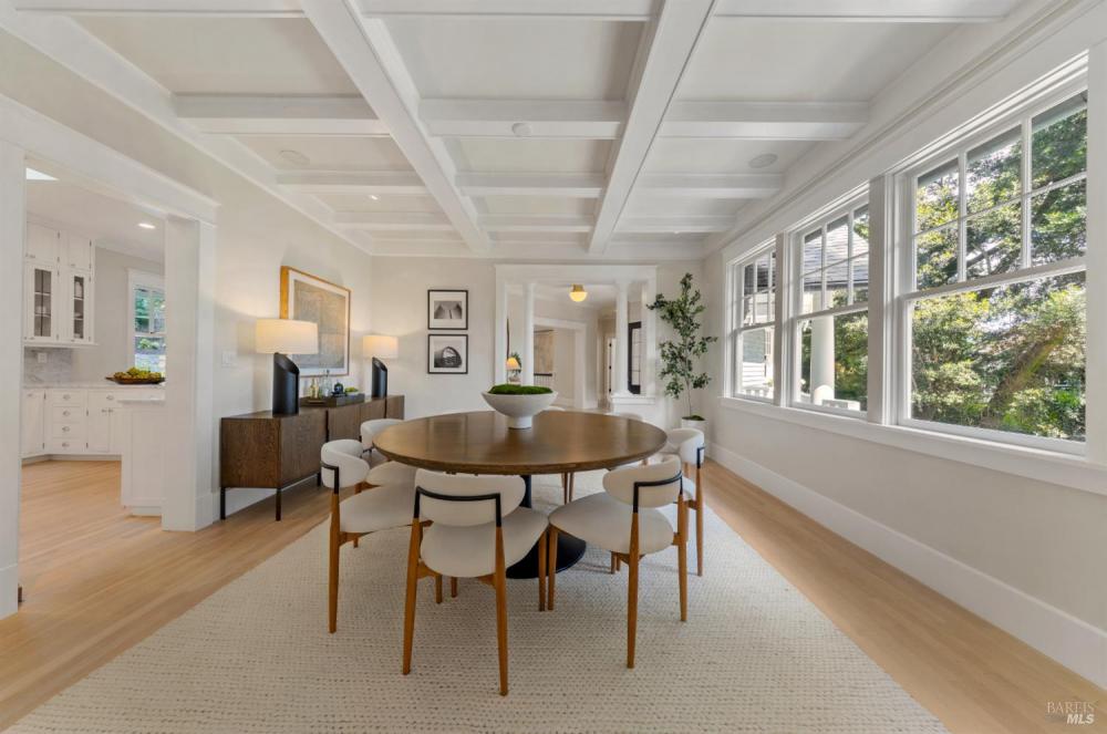 22 Chestnut Avenue, Ross #97