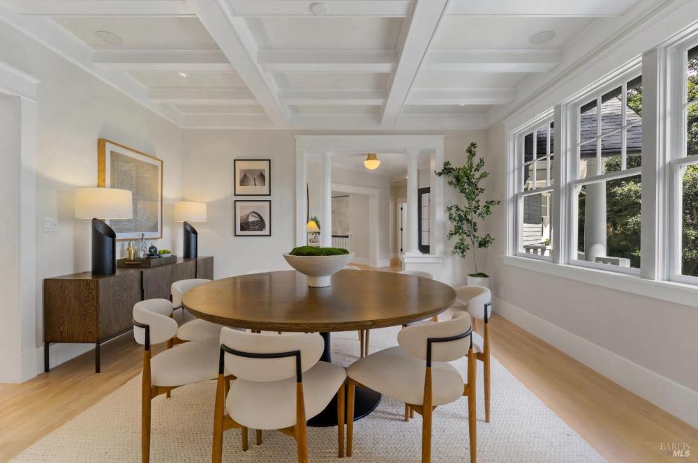 22 Chestnut Avenue, Ross #97