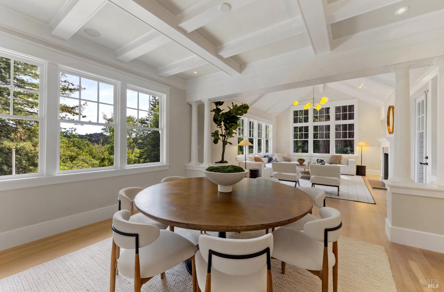 22 Chestnut Avenue, Ross #97