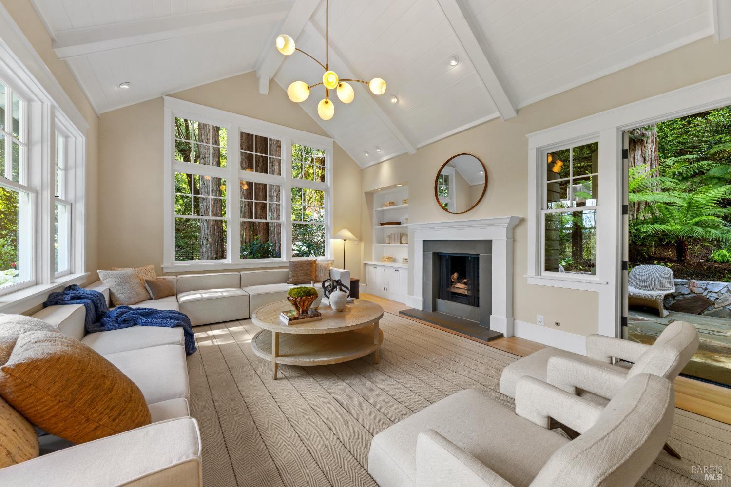 22 Chestnut Avenue, Ross #97