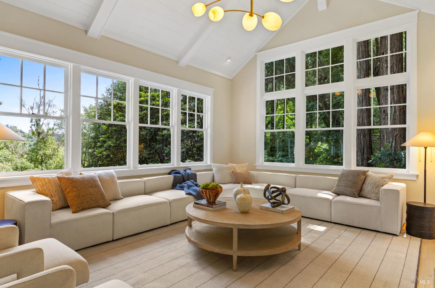 22 Chestnut Avenue, Ross #97