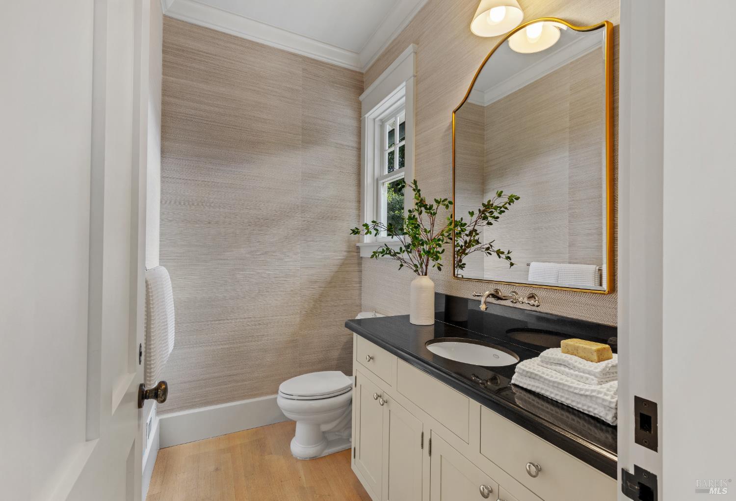 22 Chestnut Avenue, Ross #97