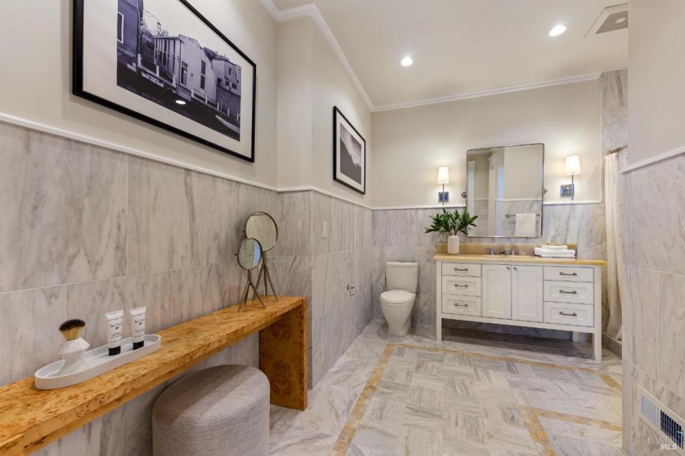 22 Chestnut Avenue, Ross #97