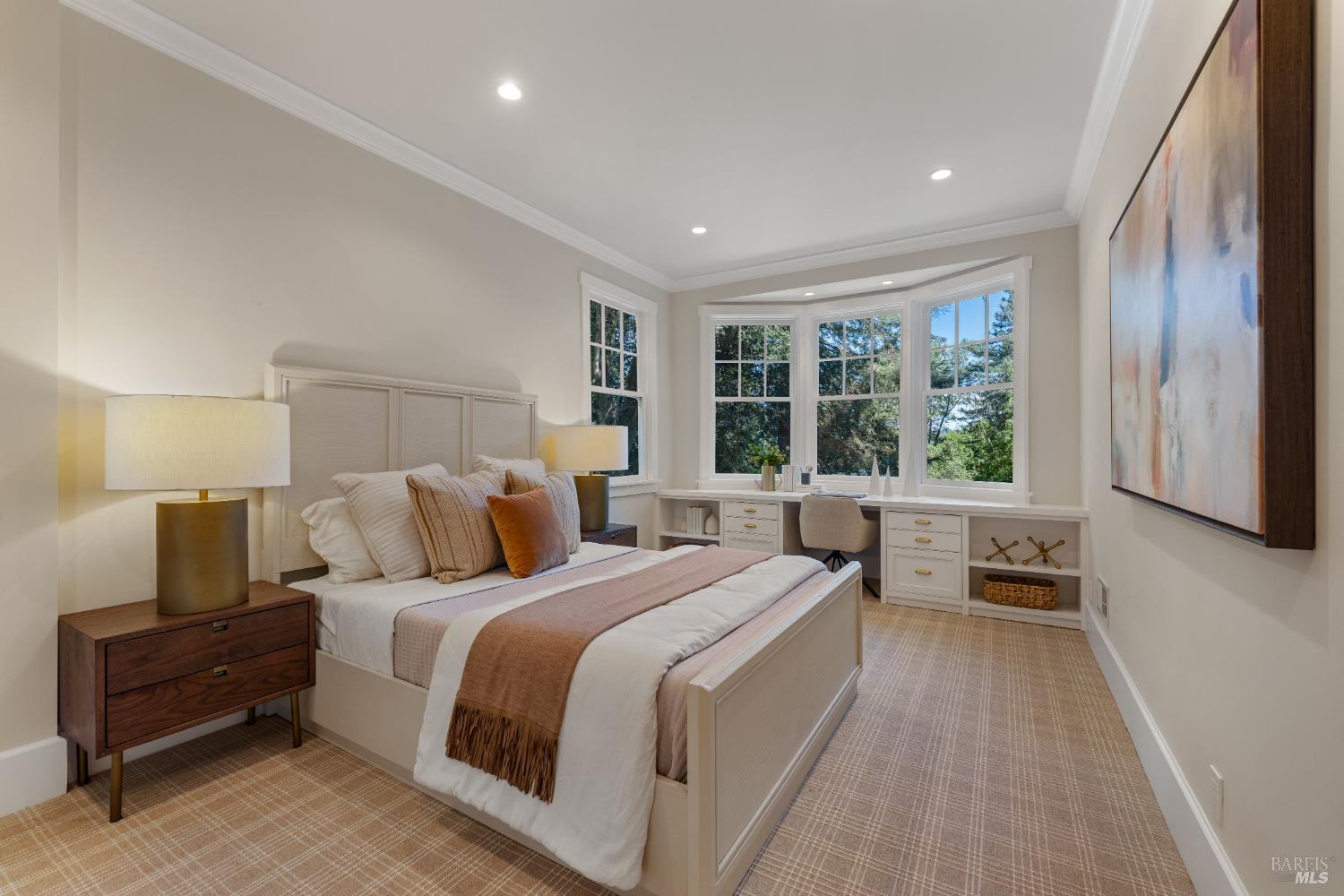 22 Chestnut Avenue, Ross #97