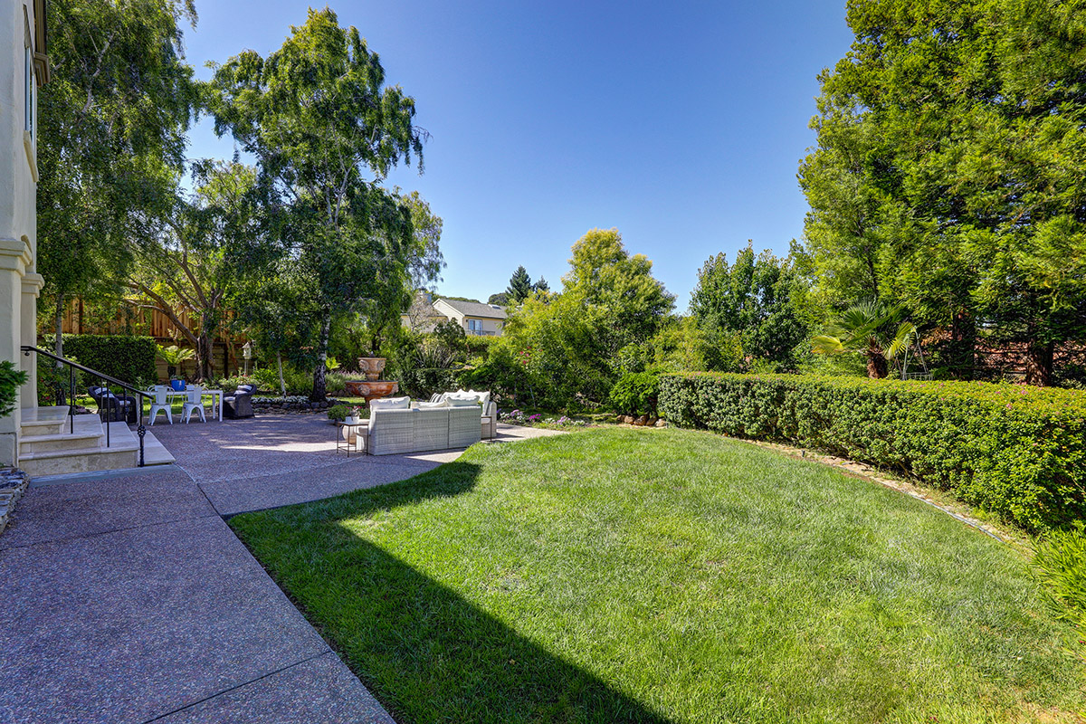 17 Silk Oak Circle, San Rafael #46