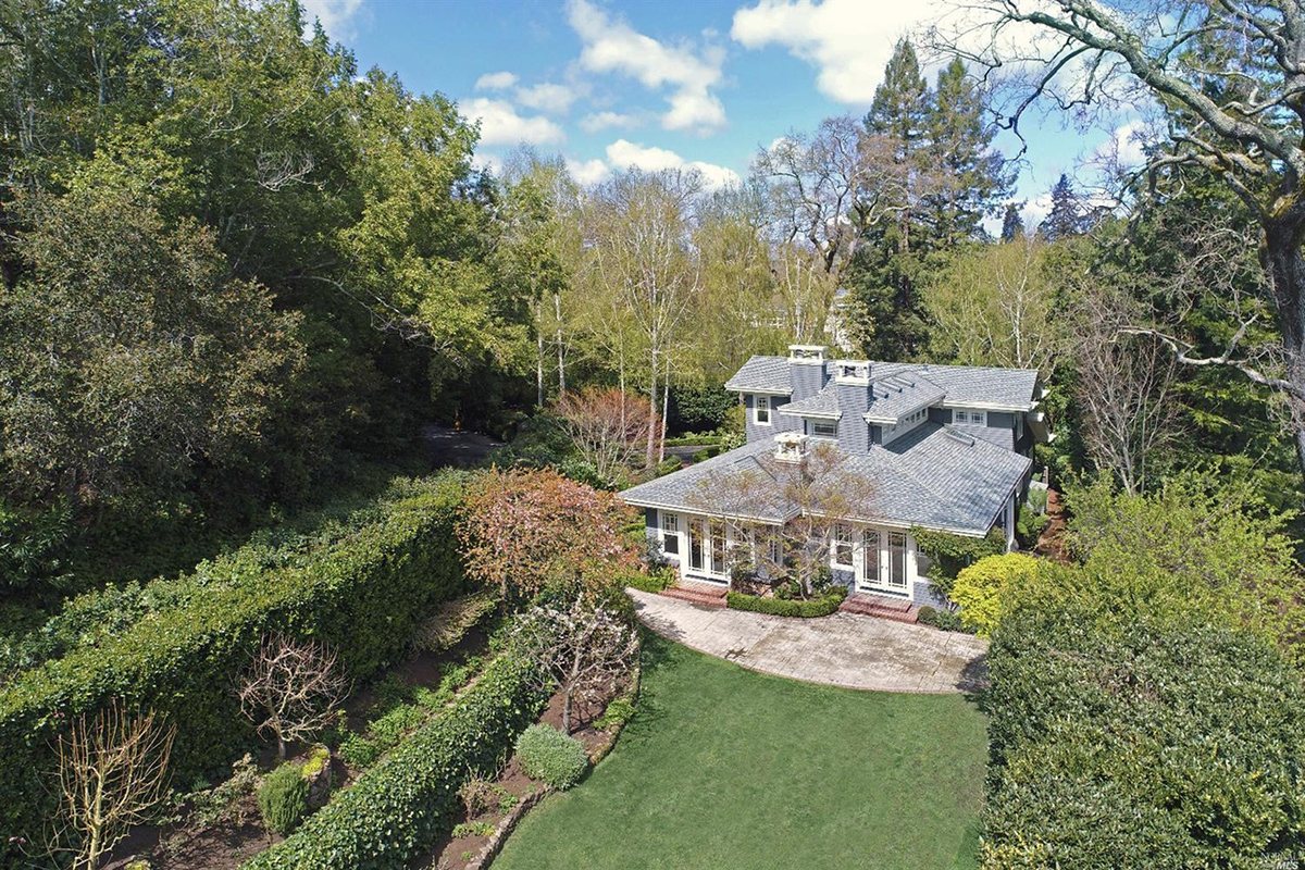 5 Allen Lane, Ross #1