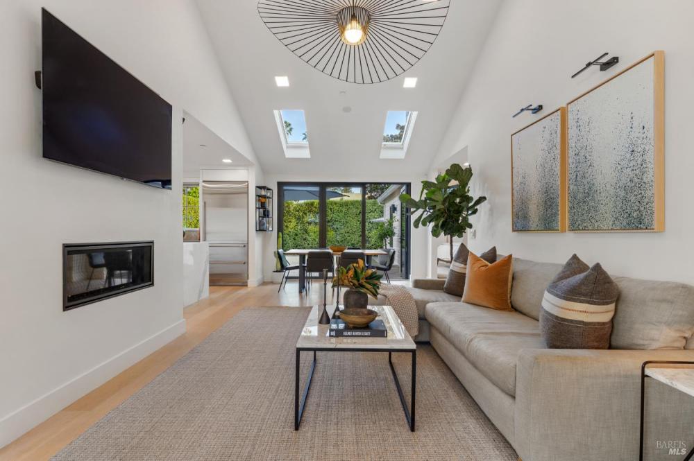 7 William Avenue, Larkspur #54