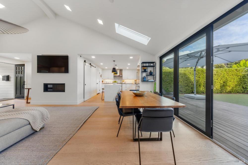 7 William Avenue, Larkspur #54