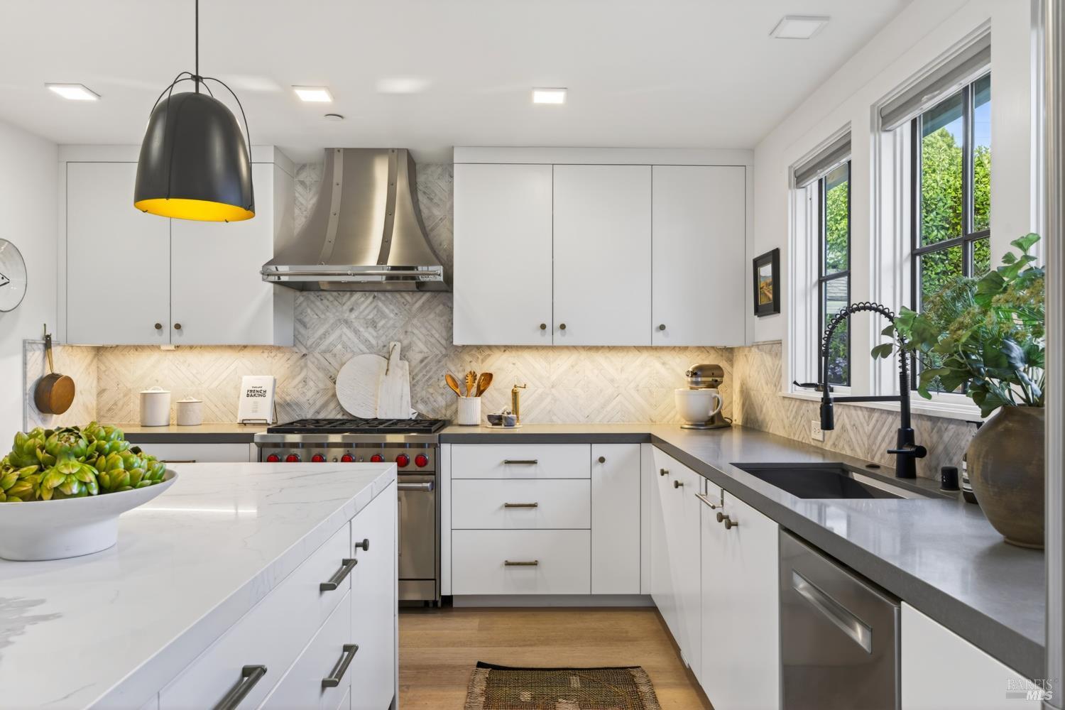 7 William Avenue, Larkspur #54