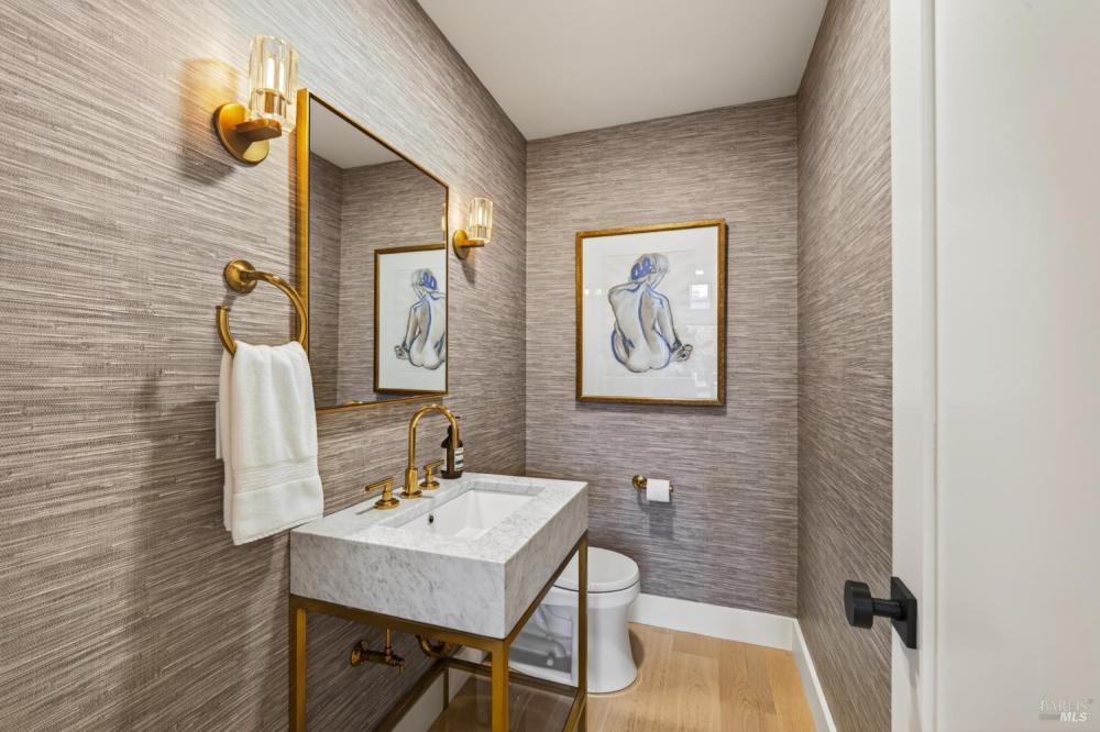 7 William Avenue, Larkspur #54
