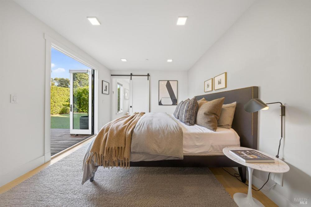 7 William Avenue, Larkspur #54