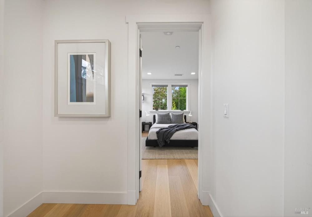 7 William Avenue, Larkspur #54