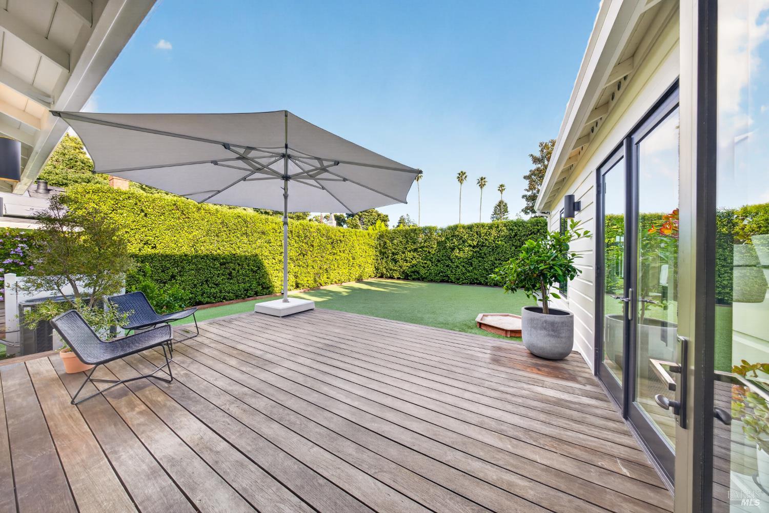 7 William Avenue, Larkspur #54