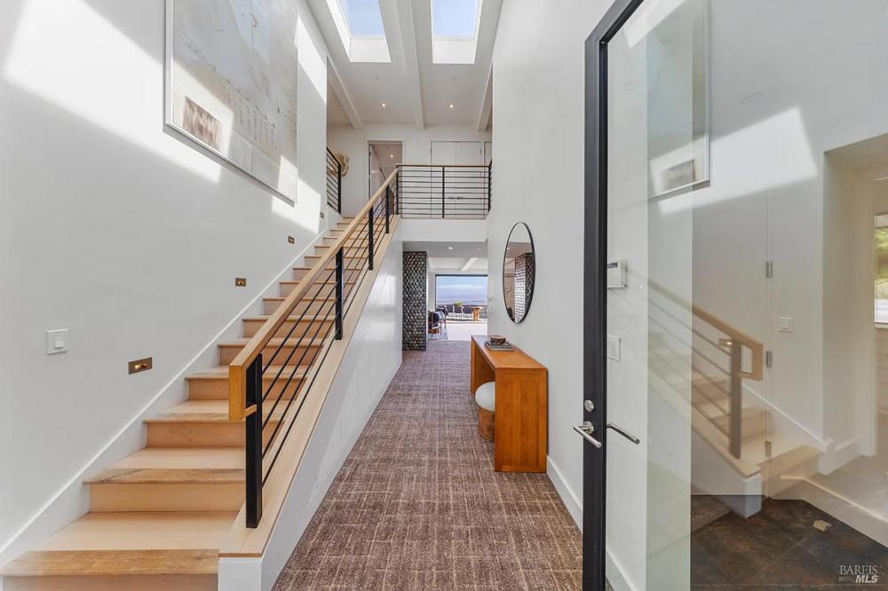 86 Sugarloaf Drive, Tiburon #87
