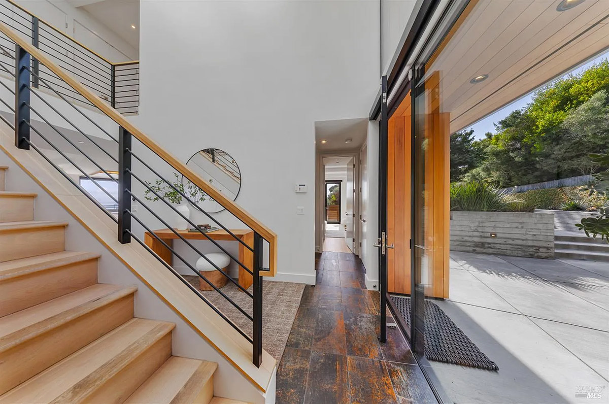86 Sugarloaf Drive, Tiburon #87