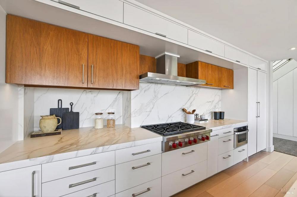 86 Sugarloaf Drive, Tiburon #87