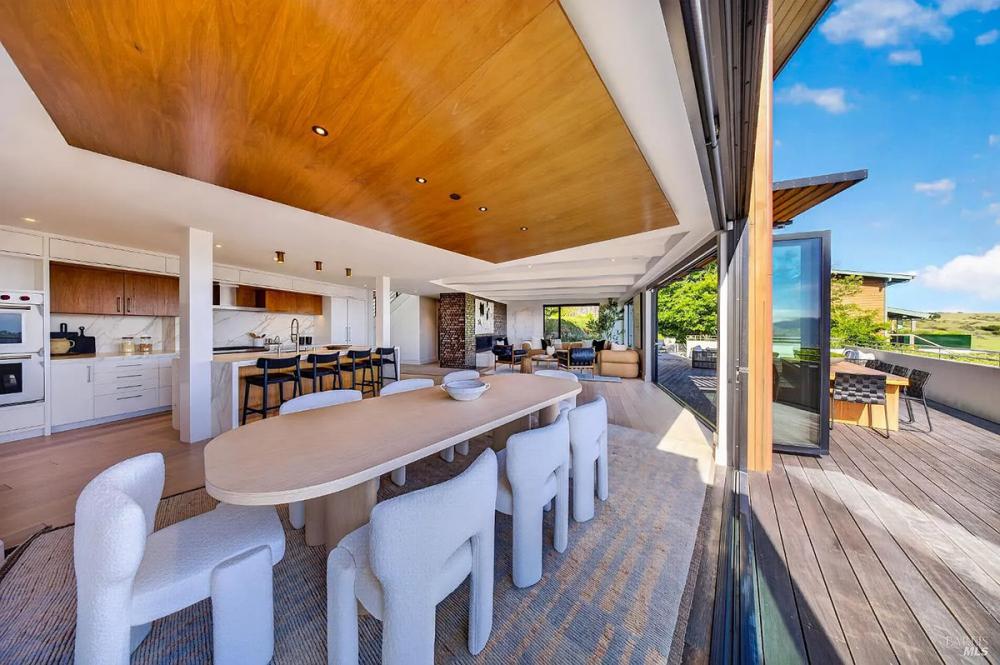 86 Sugarloaf Drive, Tiburon #87