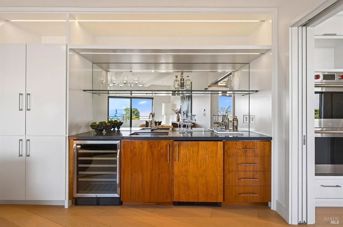 86 Sugarloaf Drive, Tiburon #87