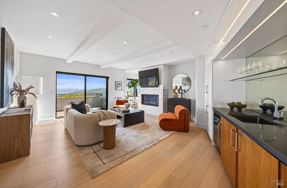 86 Sugarloaf Drive, Tiburon #87