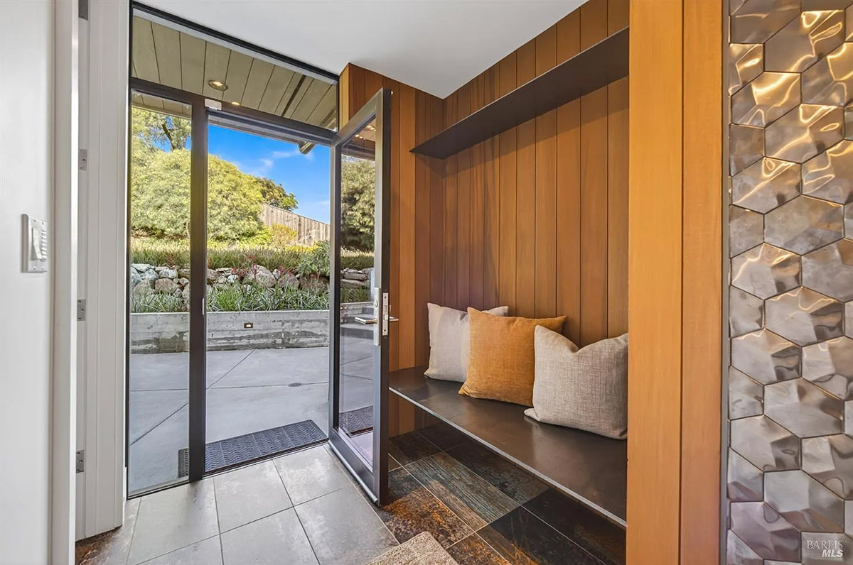 86 Sugarloaf Drive, Tiburon #87