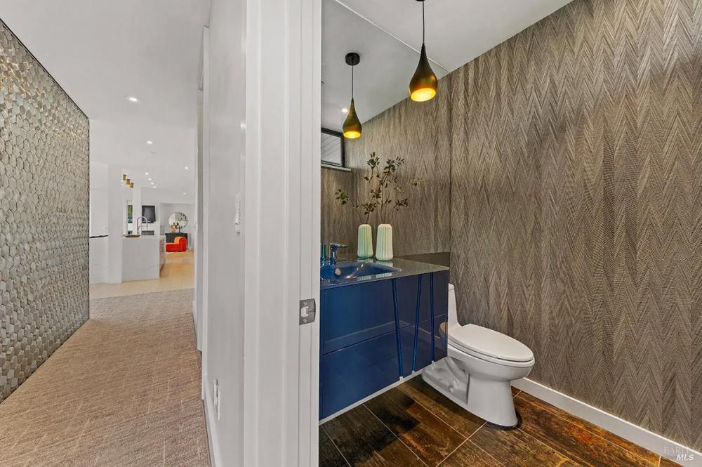 86 Sugarloaf Drive, Tiburon #87