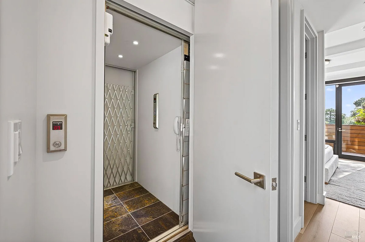 86 Sugarloaf Drive, Tiburon #87