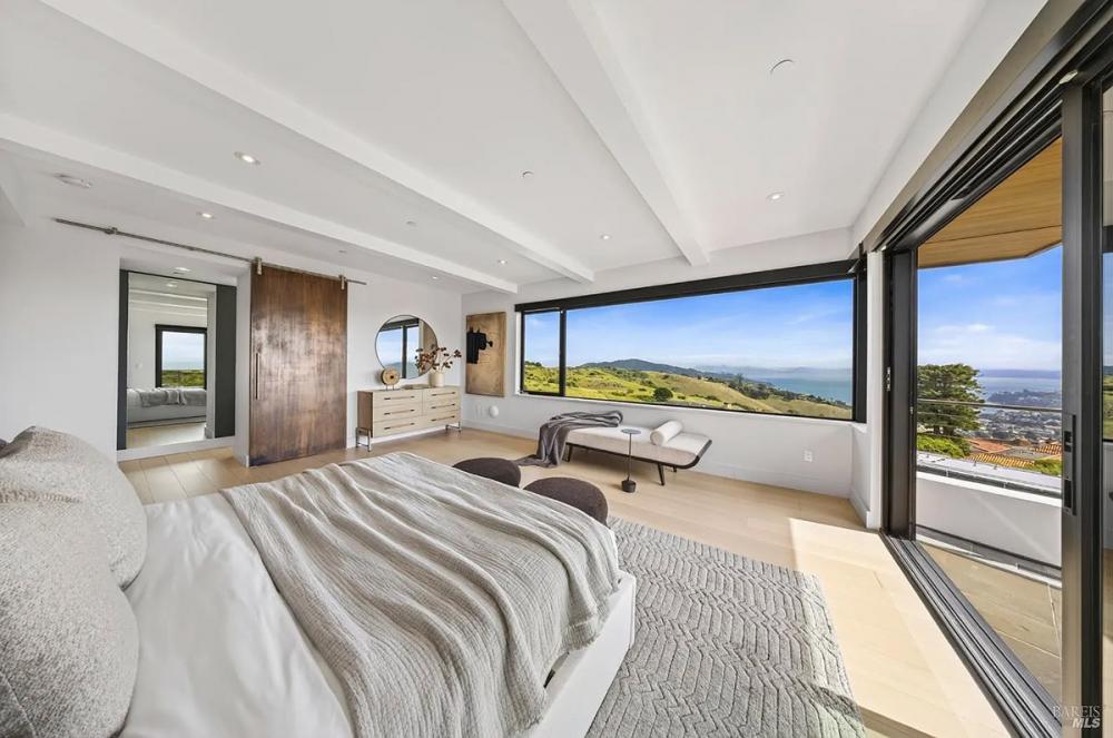 86 Sugarloaf Drive, Tiburon #87