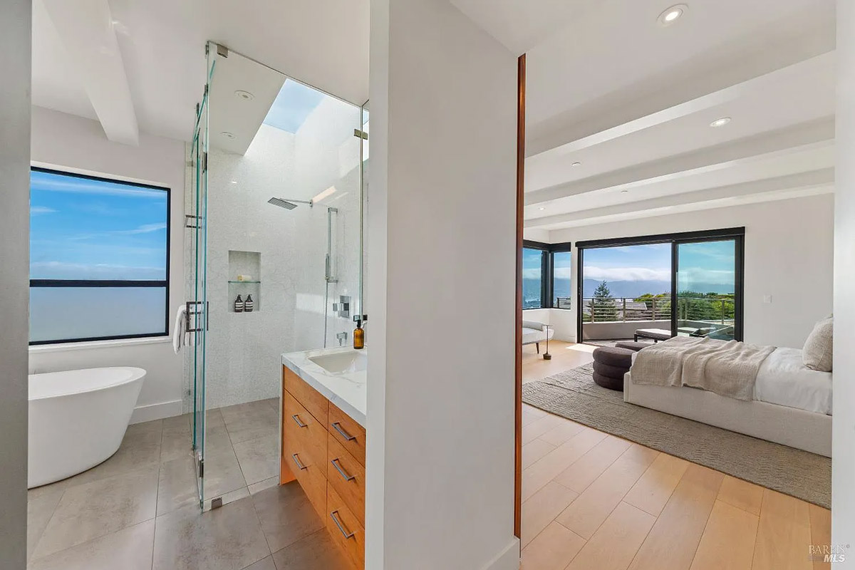 86 Sugarloaf Drive, Tiburon #87
