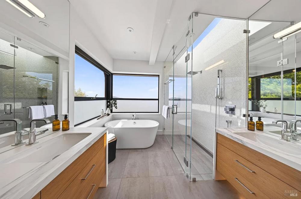 86 Sugarloaf Drive, Tiburon #87