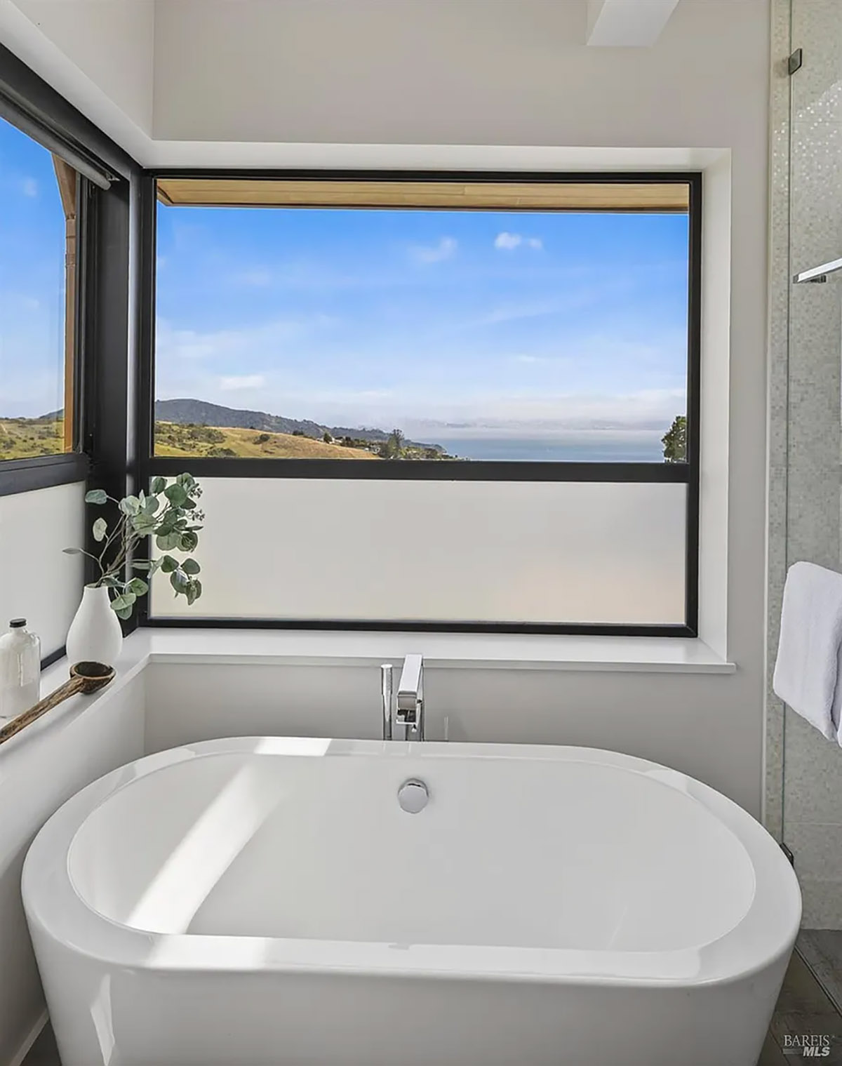 86 Sugarloaf Drive, Tiburon #87