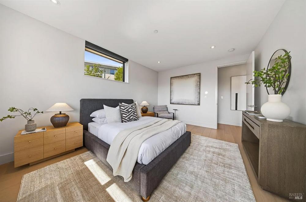 86 Sugarloaf Drive, Tiburon #87
