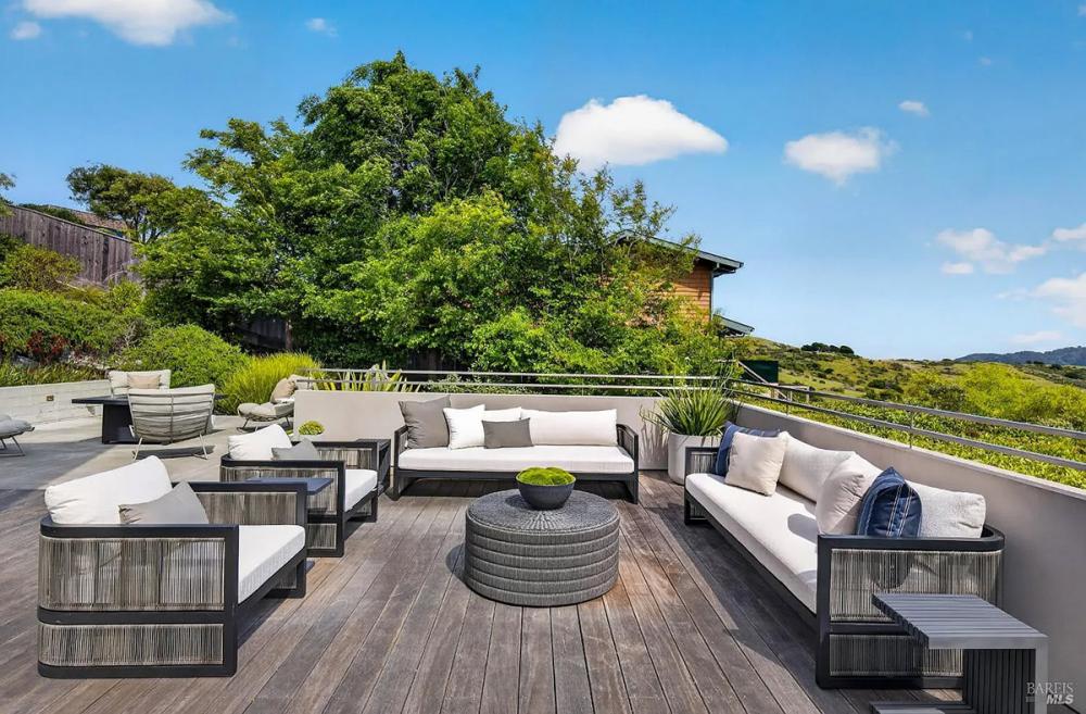 86 Sugarloaf Drive, Tiburon #87