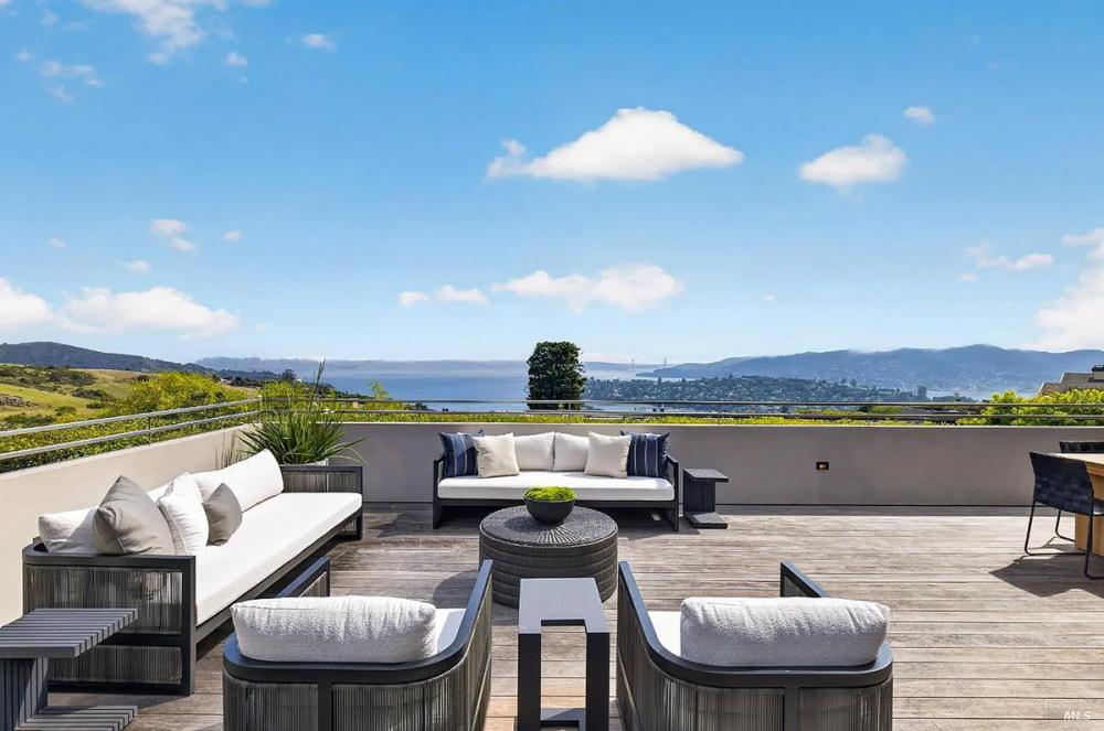 86 Sugarloaf Drive, Tiburon #87