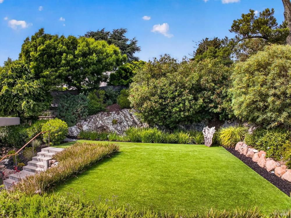 86 Sugarloaf Drive, Tiburon #87