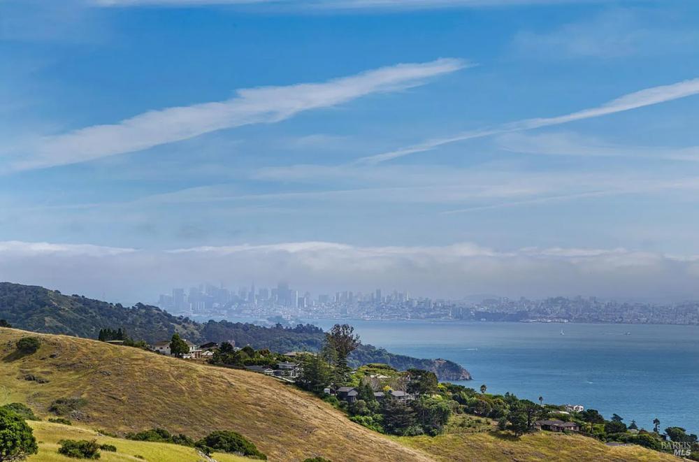 86 Sugarloaf Drive, Tiburon #87
