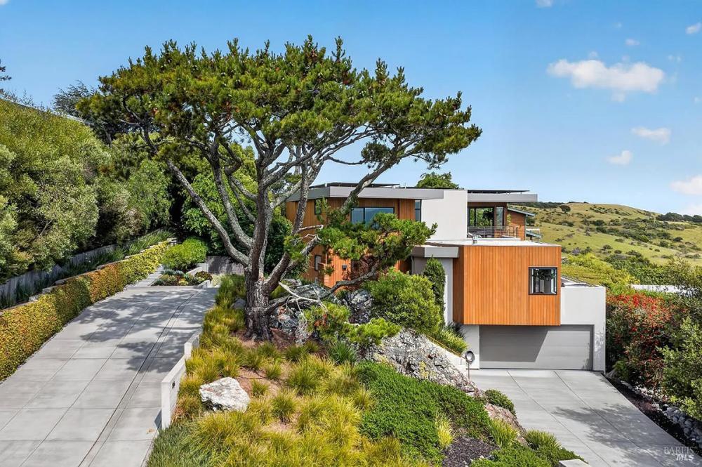 86 Sugarloaf Drive, Tiburon #87