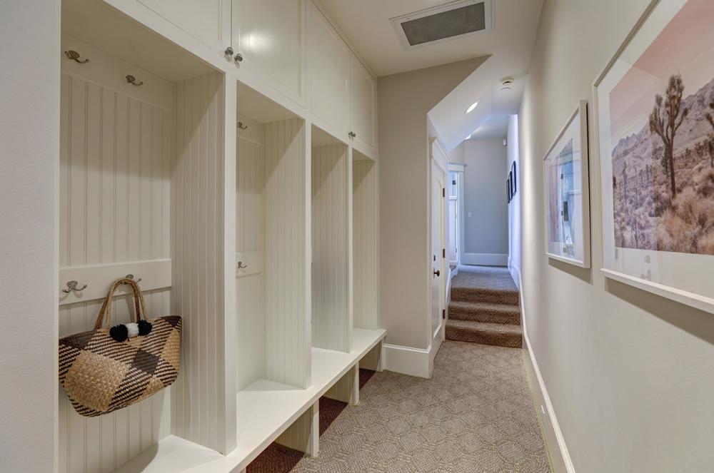 44 Chestnut Avenue, Ross #49